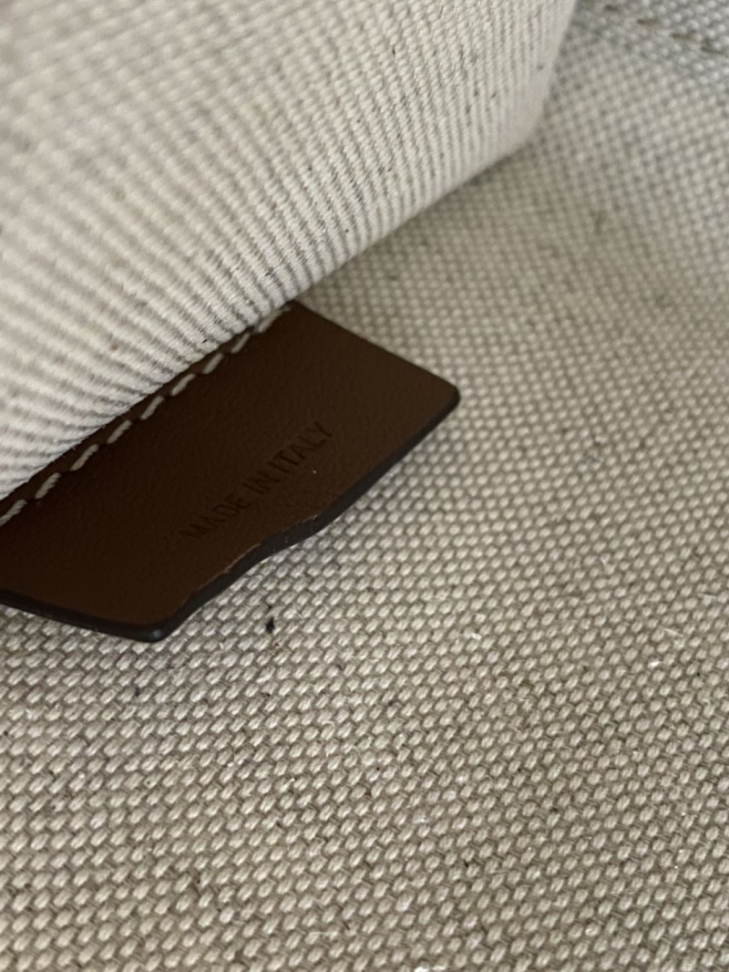 Bv*b*rry top handle bags